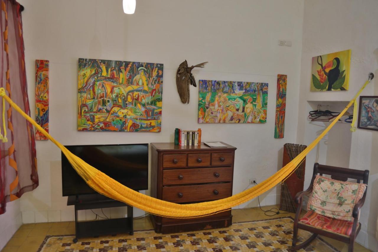 La Pantera Negra Bed & Breakfast Merida Exterior photo