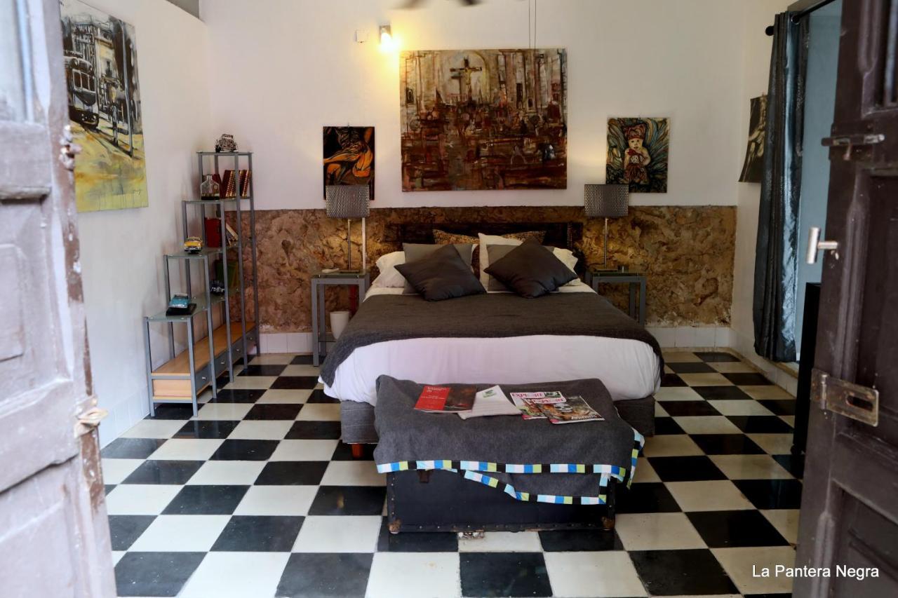 La Pantera Negra Bed & Breakfast Merida Exterior photo